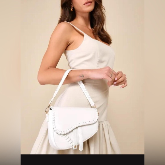 Lulus ivory saddle bag shoulder purse - Picture 3 of 7